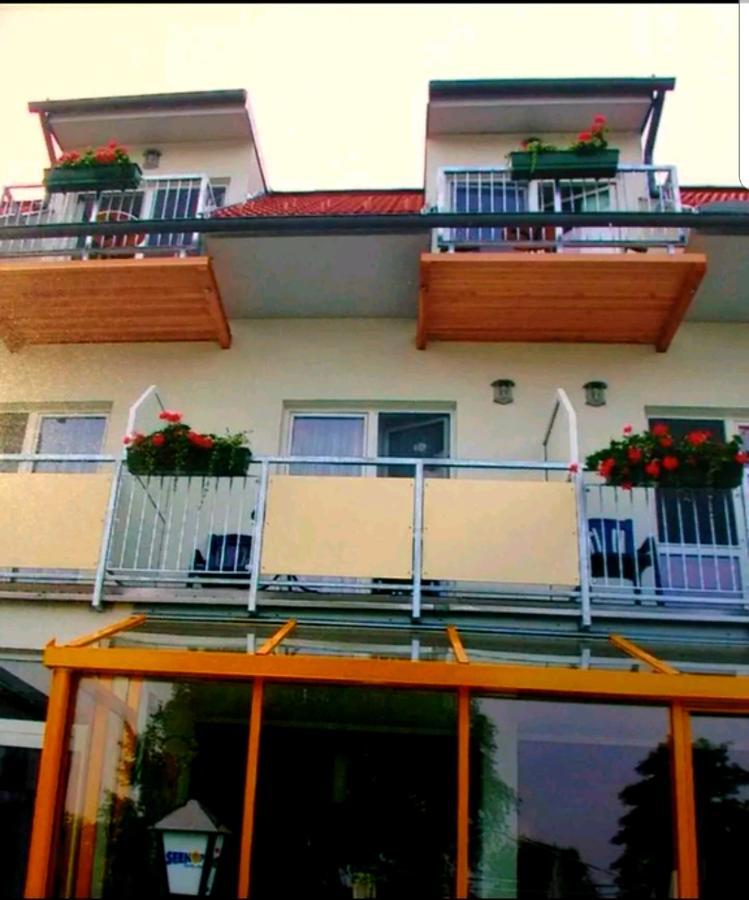 Hotel & Restaurant Seehof Podersdorf am See Exterior foto